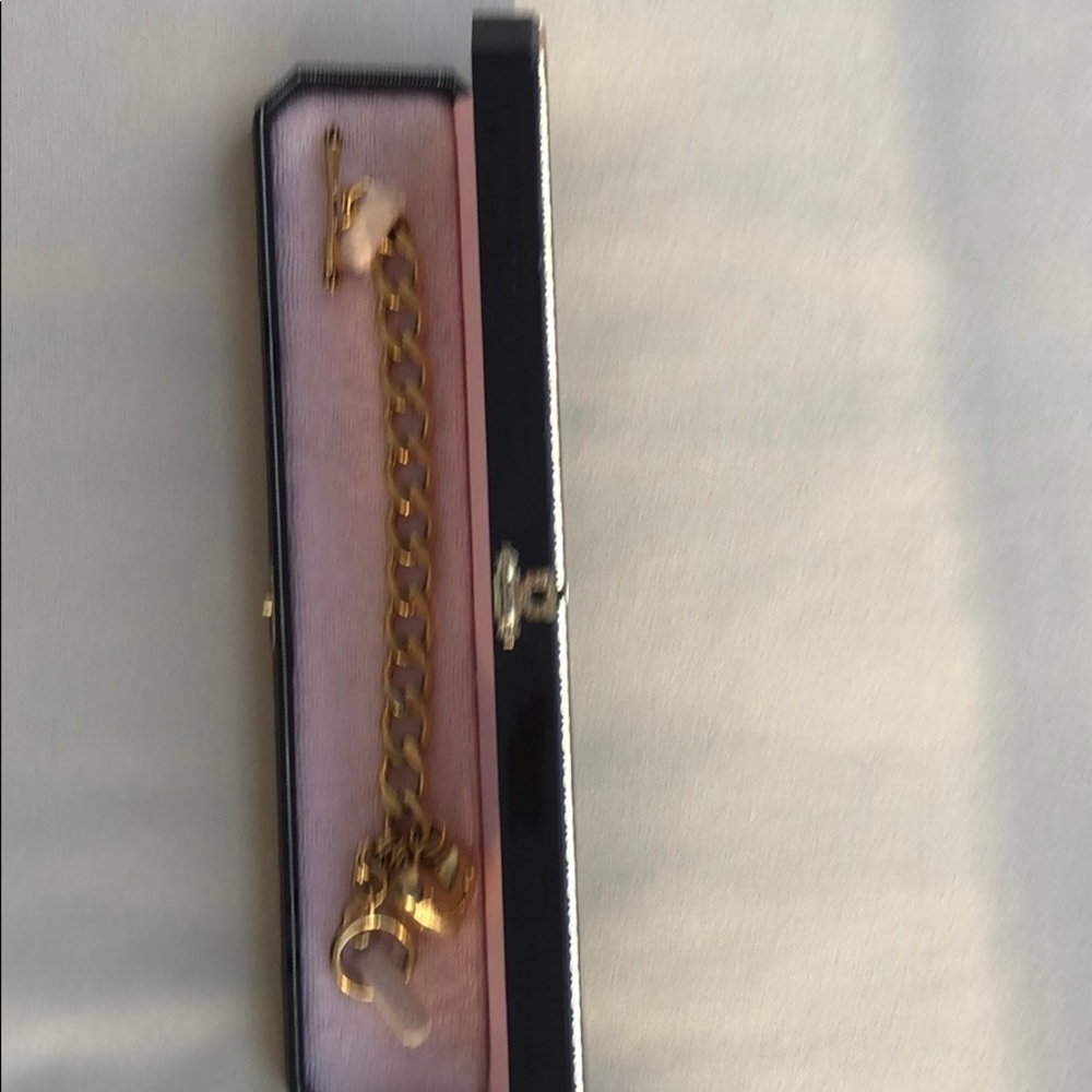 Juicy Couture Gold Heart Braclet